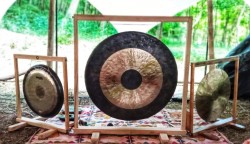 Nyári dinamikus 4 gongos Gongfürdő a Garudában